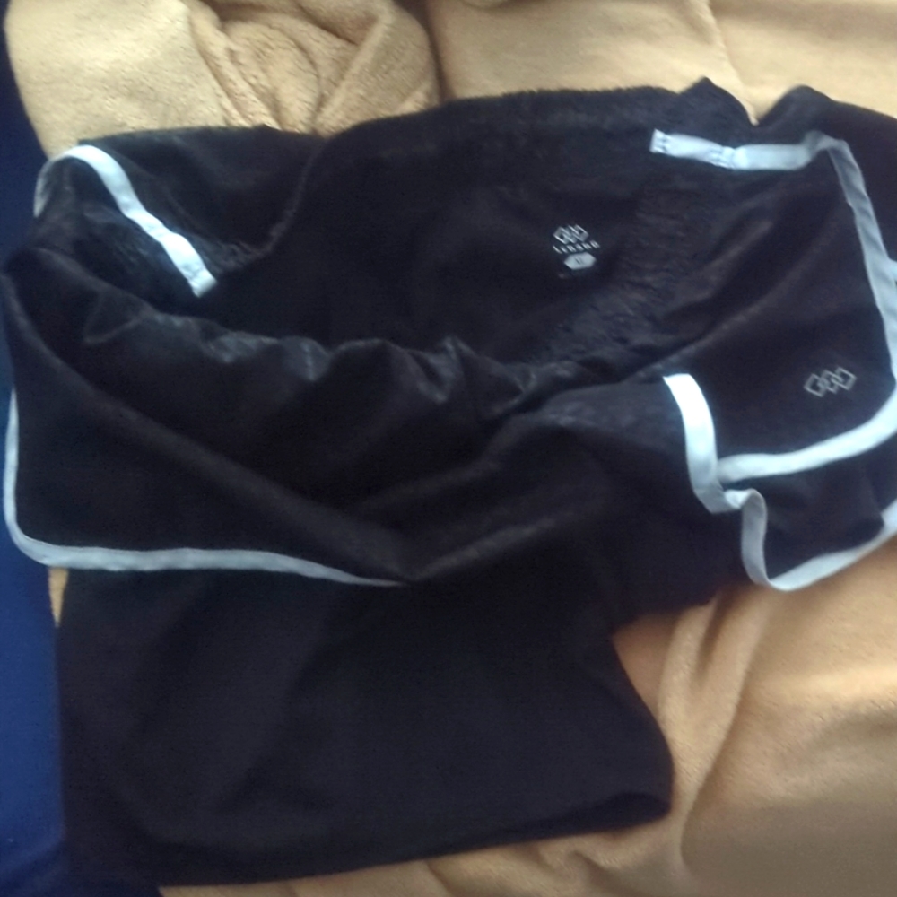 LENG3ND BLACK WITH WHITE STRIPE SHORTS